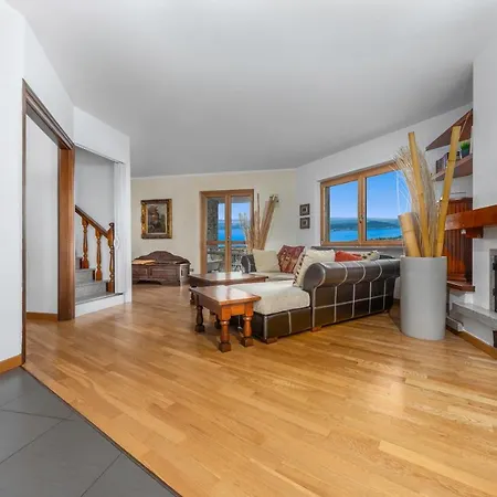 Villa Regina Bella By Casa Da